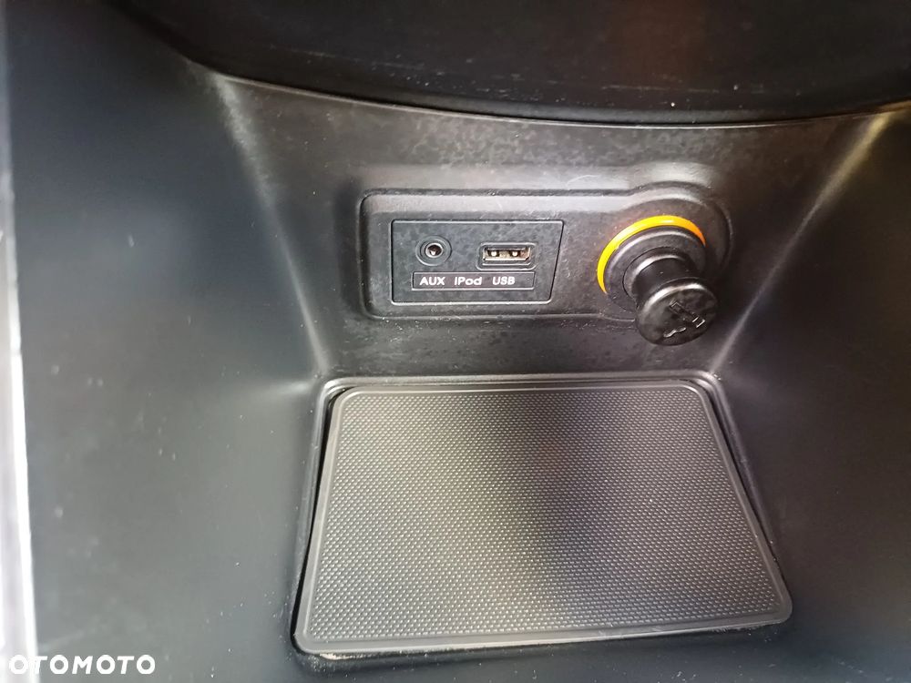 Kia Venga - 16