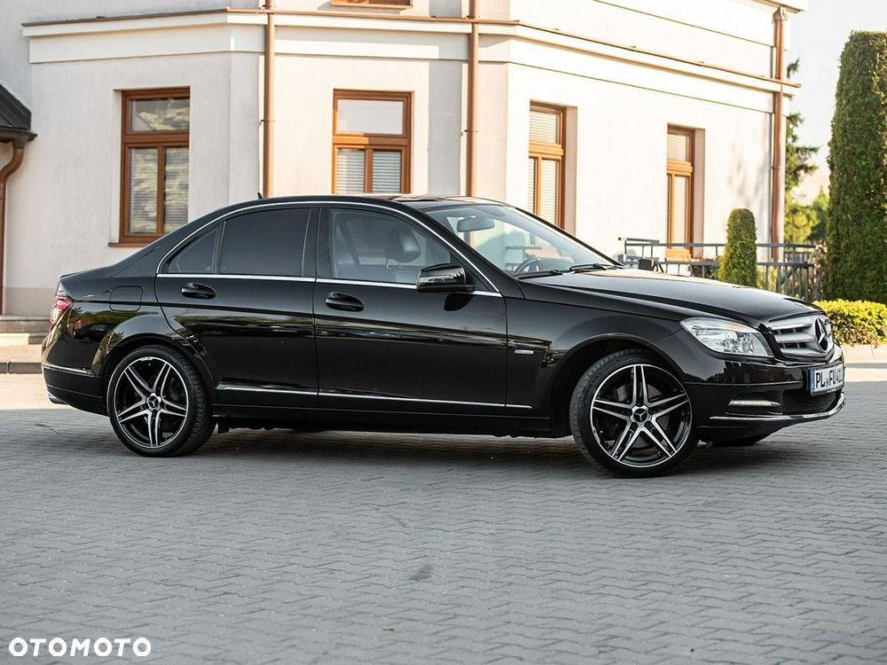 Mercedes-Benz Klasa C 350 CDI DPF 7G-TRONIC BlueEFFICIENCY Avantgarde - 18