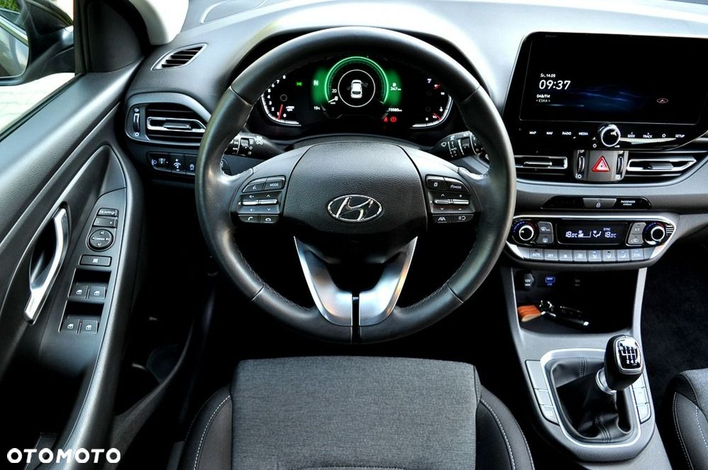 Hyundai i30 1.5 T-GDI 48V Executive - 6