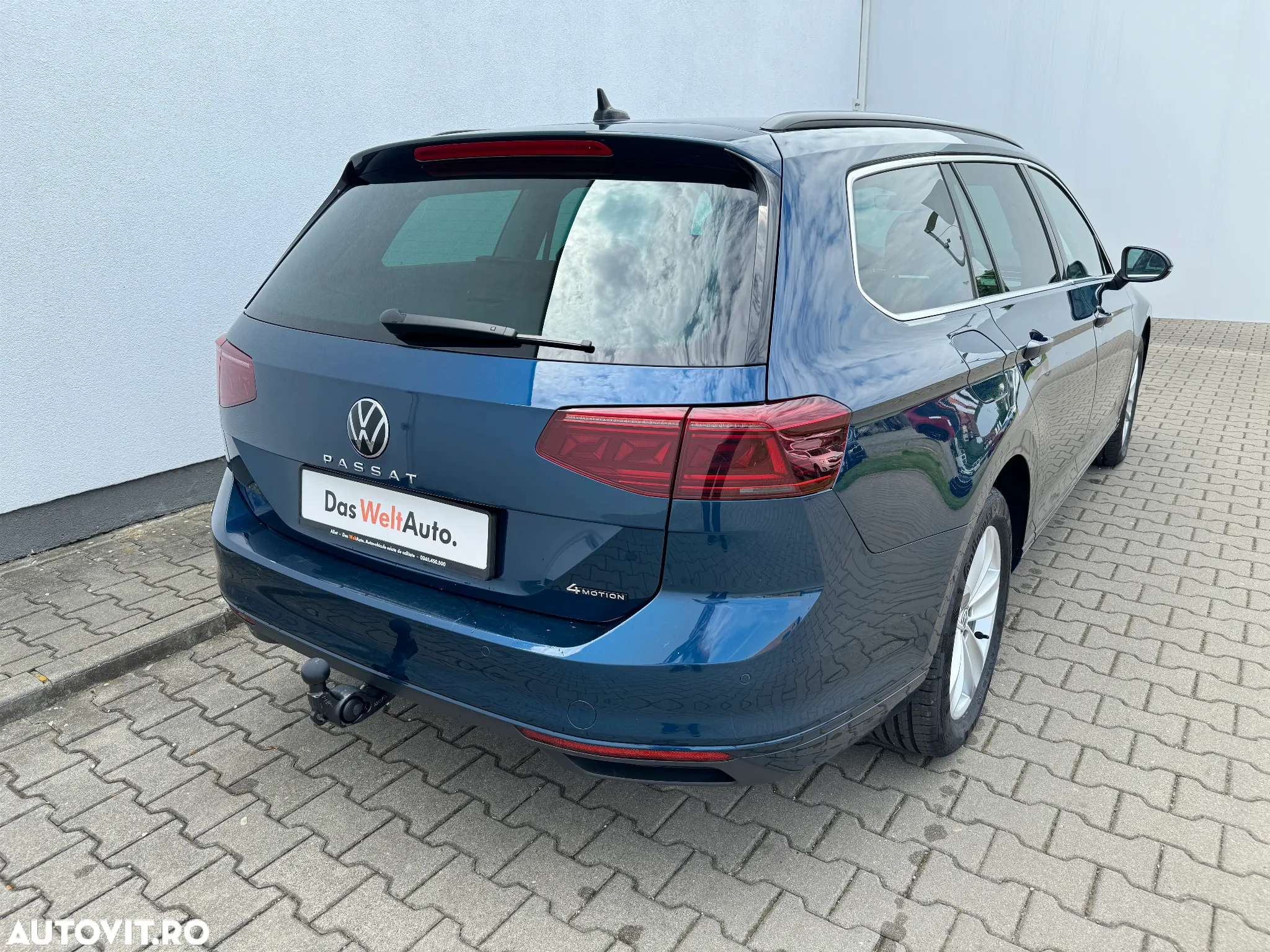 Volkswagen Passat Variant 2.0 TDI SCR DSG 4Motion Business - 4