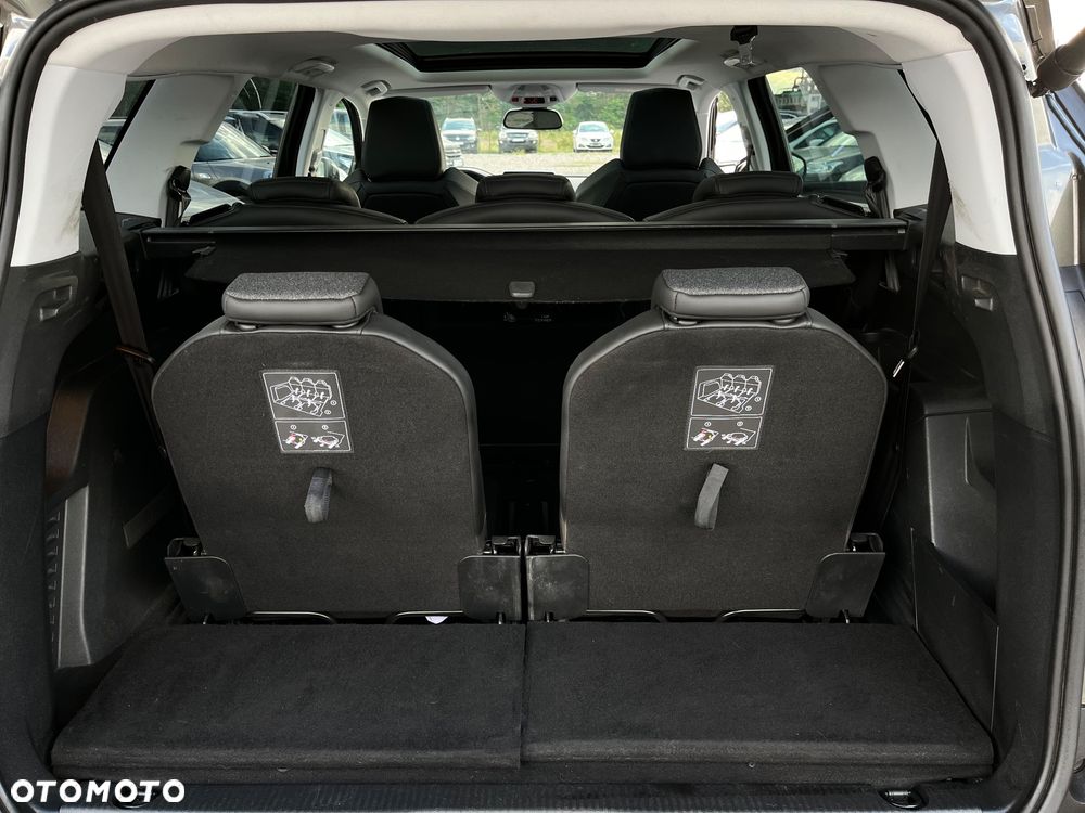 Peugeot 5008 1.2 PureTech Allure S&S - 26