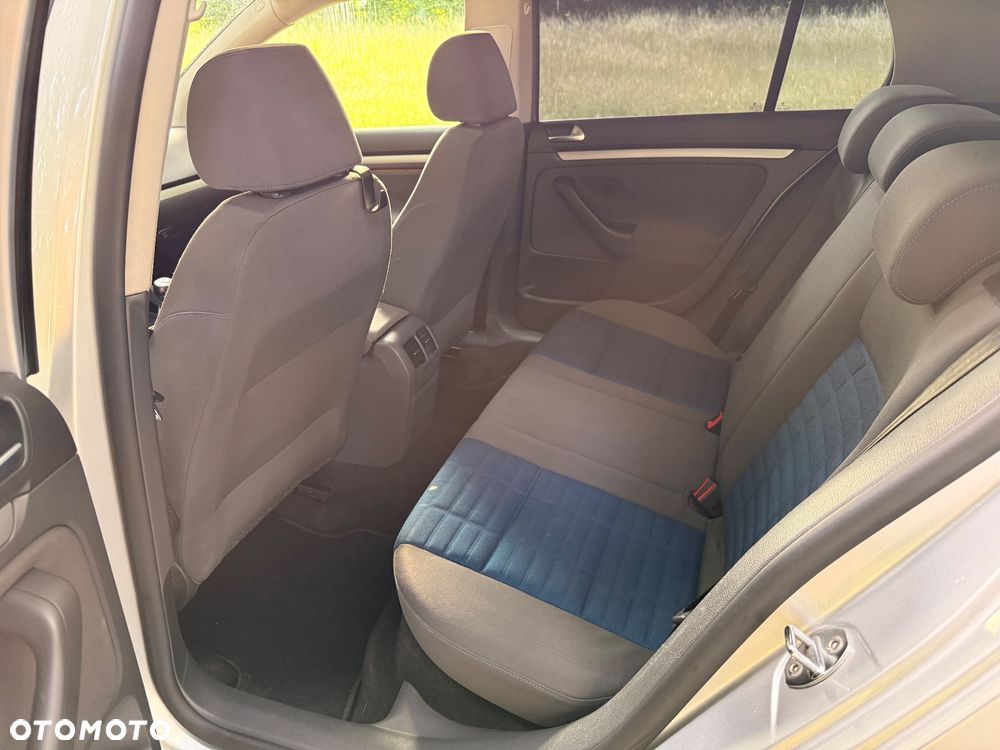 Volkswagen Golf 1.4 TSI Comfortline - 24
