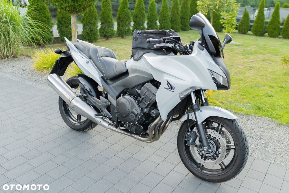Honda CBF - 2