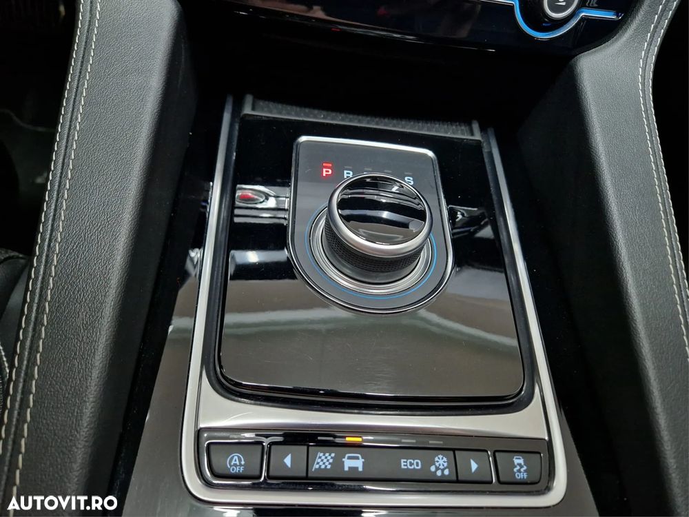 Jaguar F-Pace 20d AWD Aut. R-Sport Ingenium Edition - 28