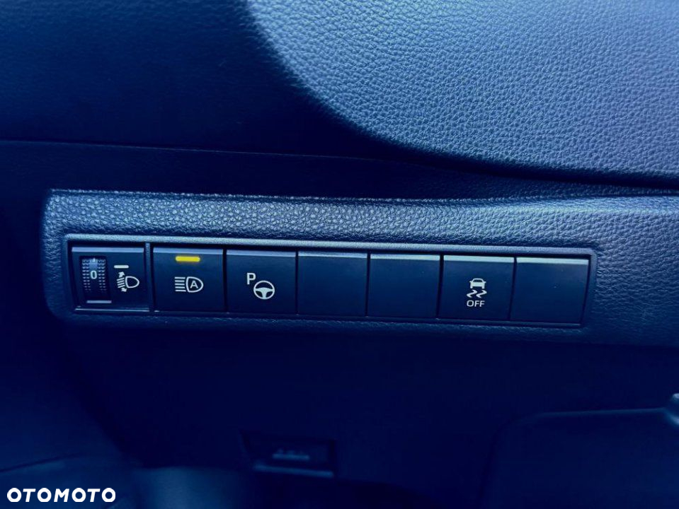 Toyota Corolla - 18