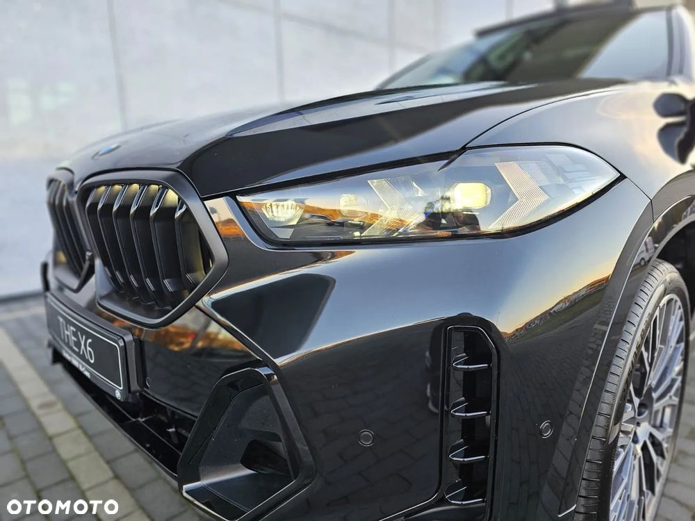 BMW X6 xDrive40d mHEV - 11
