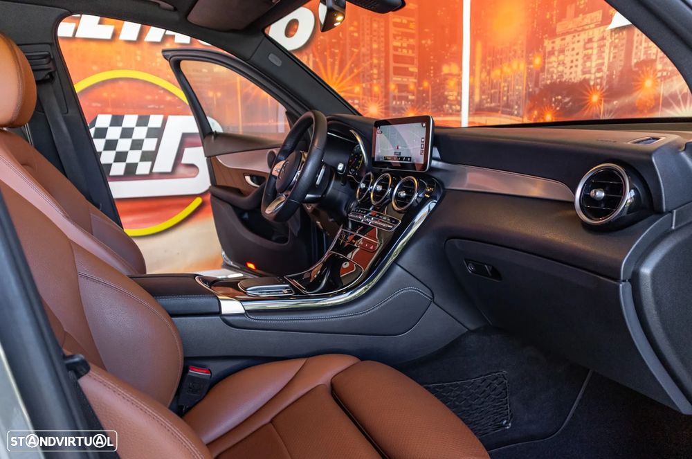 Mercedes-Benz GLC 300 d 4Matic 9G-TRONIC AMG Line - 30