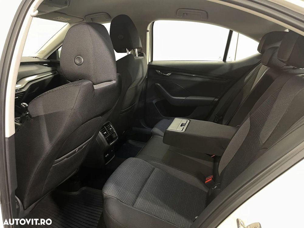 Skoda Octavia 2.0 TDI Ambition - 12