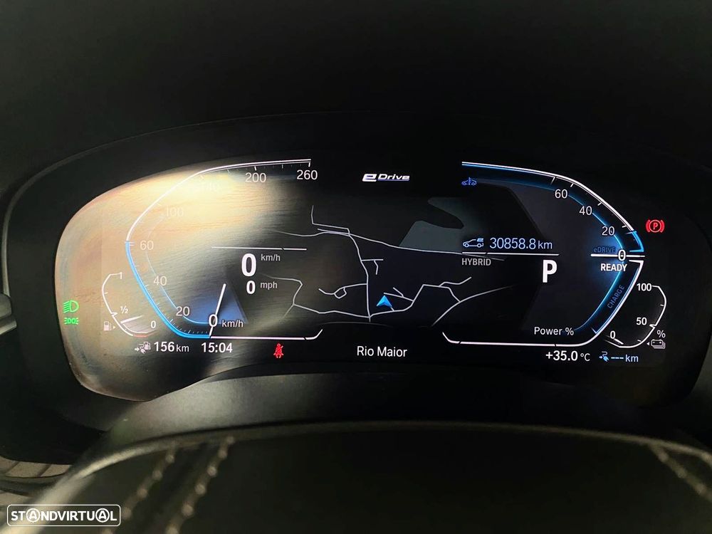 BMW 530 e - 25