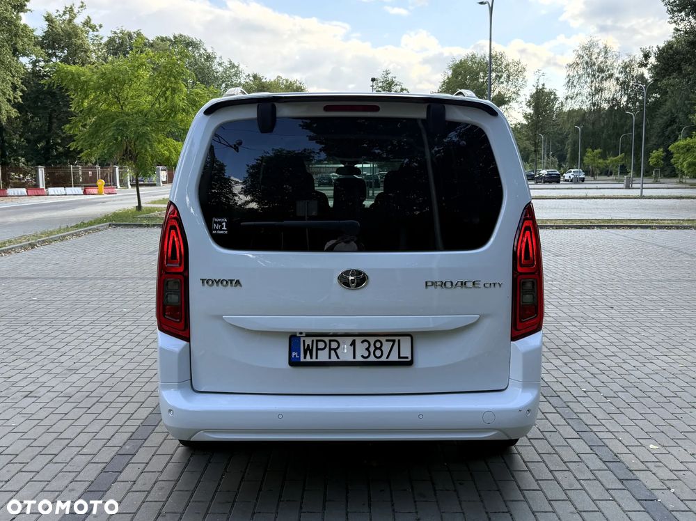 Toyota Proace City Verso Long 1.2 D-4T Family - 7