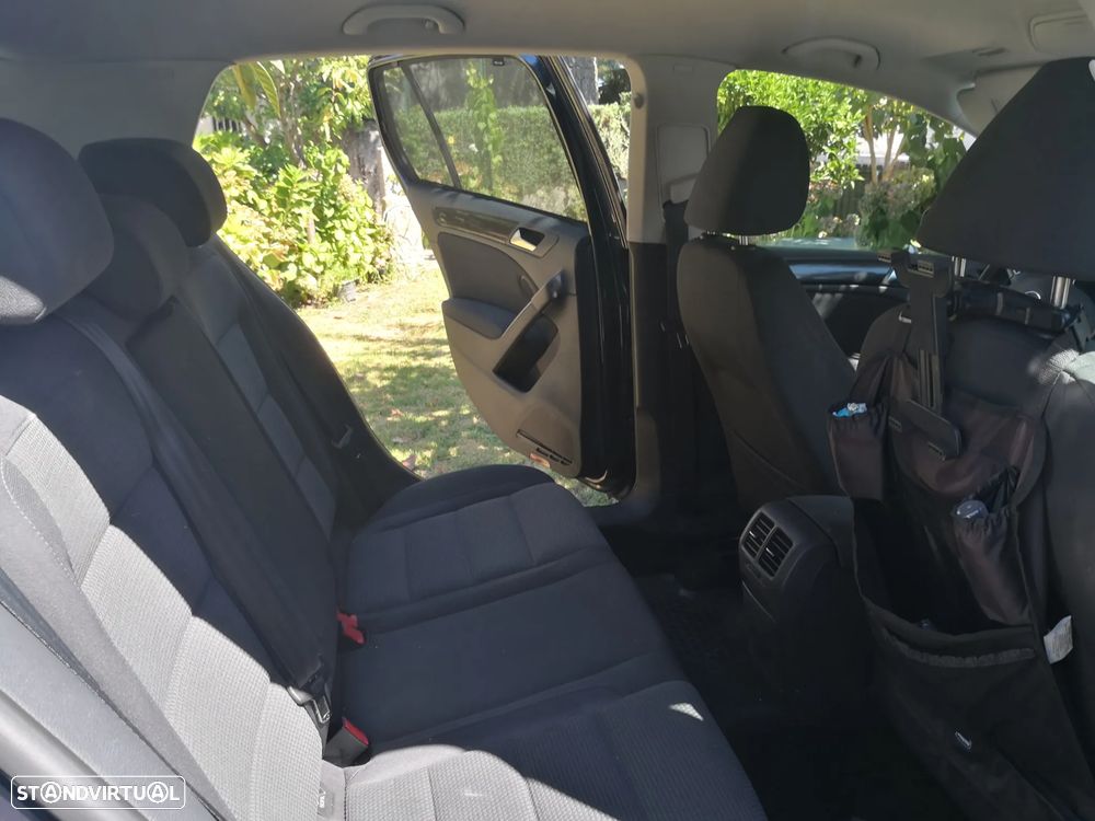 VW Golf 1.6 TDi Confortline - 7