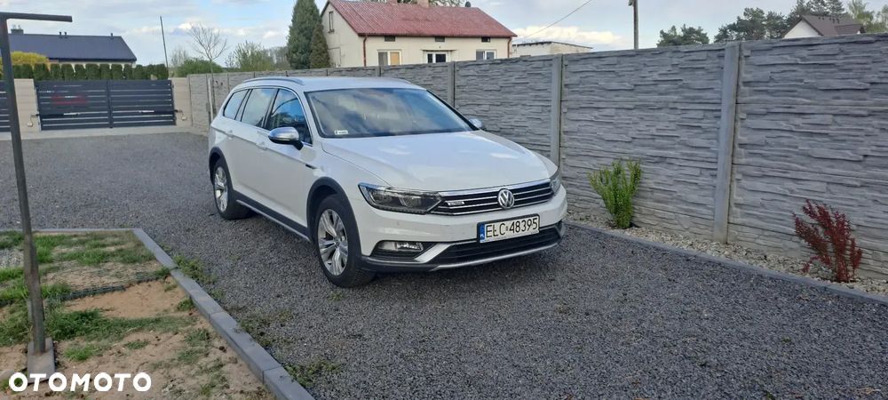 Volkswagen Passat Alltrack - 1