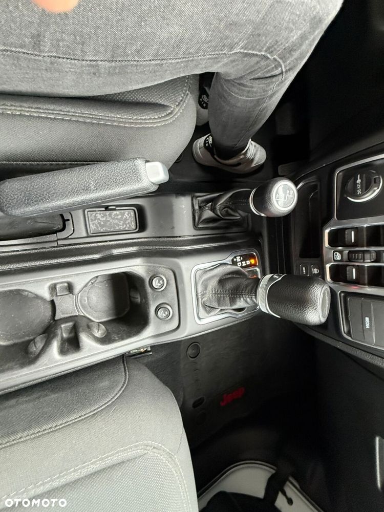 Jeep Gladiator - 18