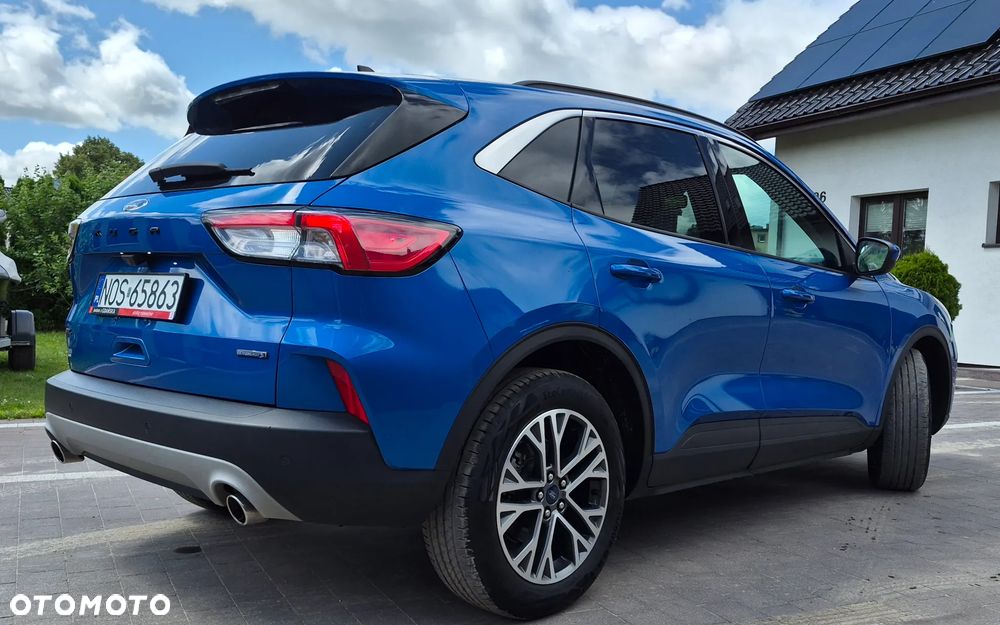 Ford Kuga - 2