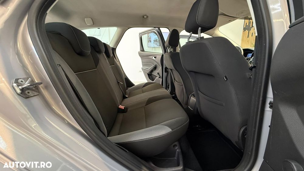Ford Focus 1.6 TI-VCT Titanium - 14