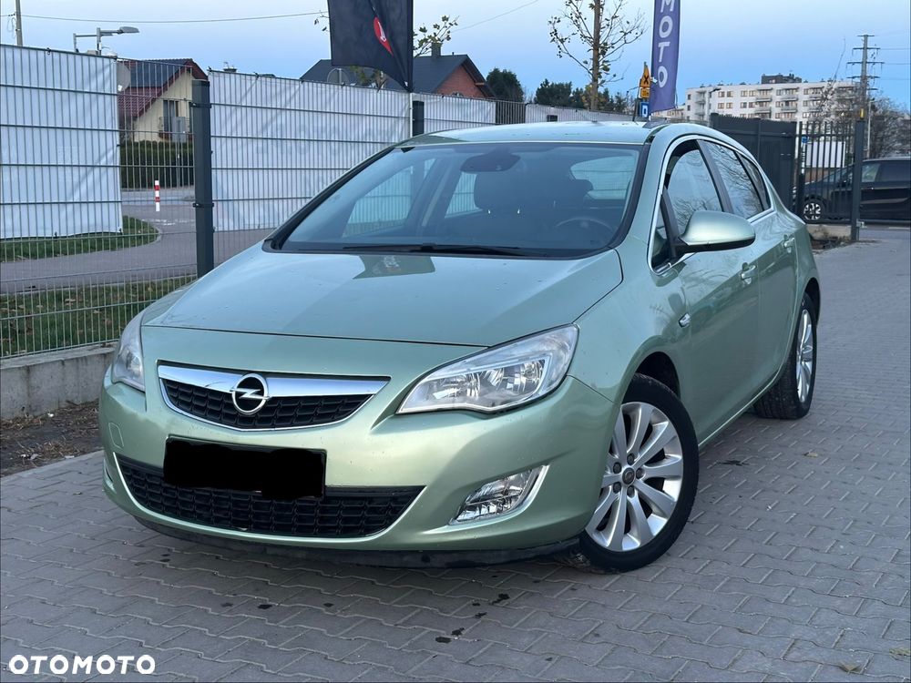Opel Astra 1.6 Automatik Edition - 1