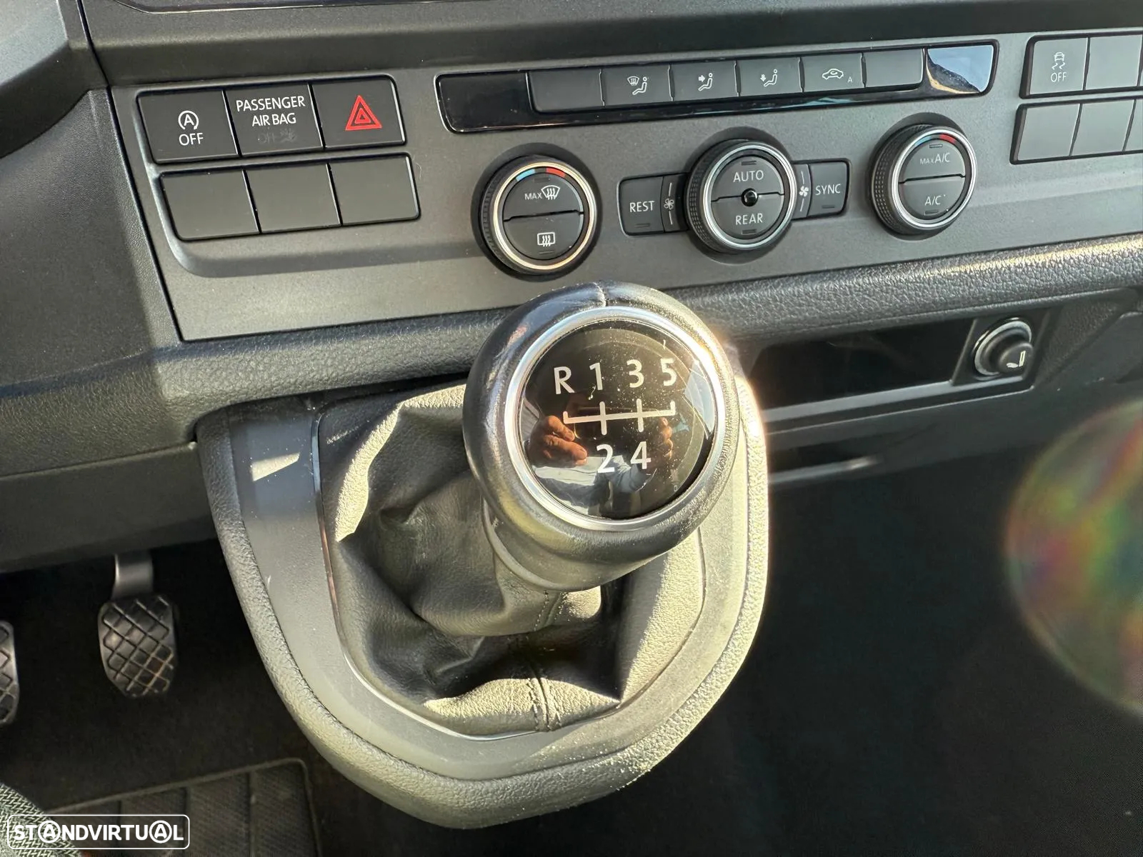 VW Caravelle 2.0 TDi BM Longa Comfortline - 27