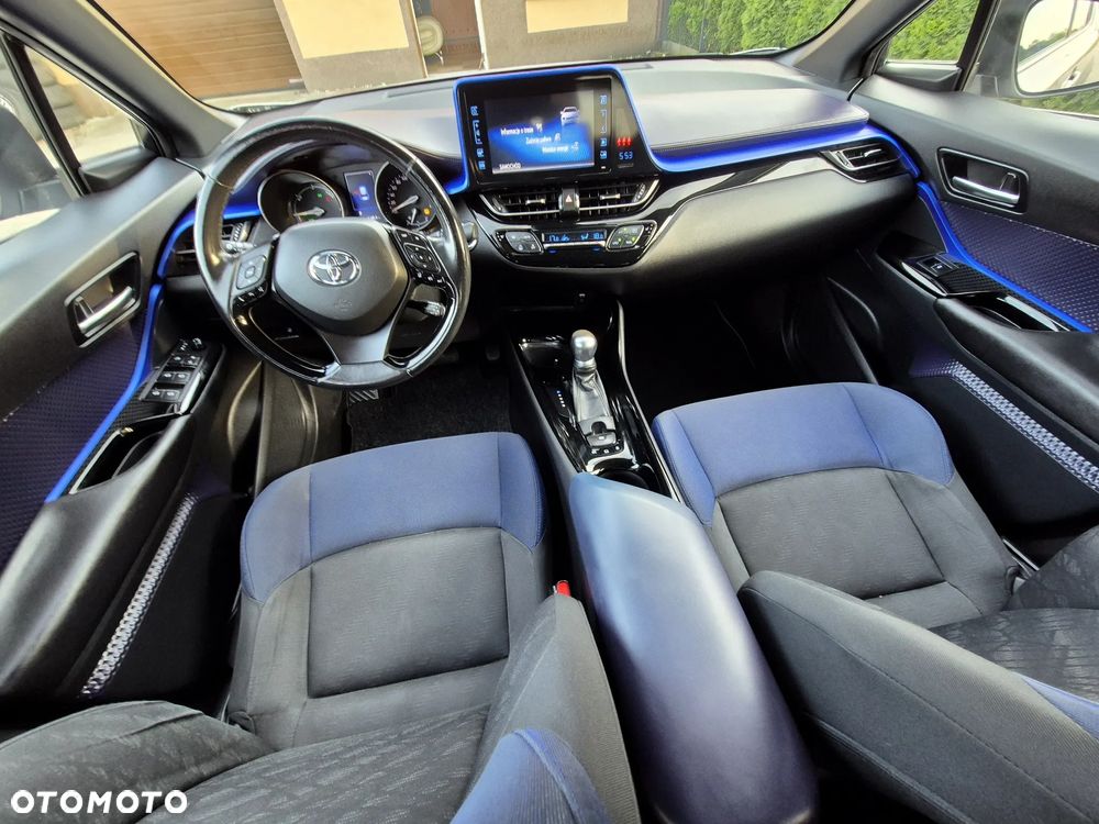 Toyota C-HR Business-Edition - 25