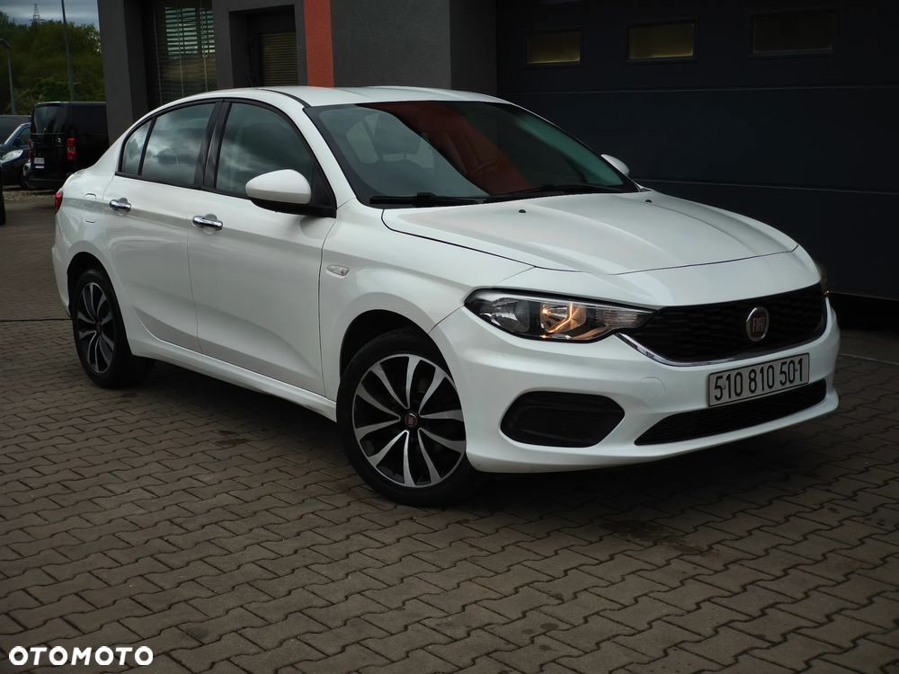 Fiat Tipo 1.4 16V Lounge - 1