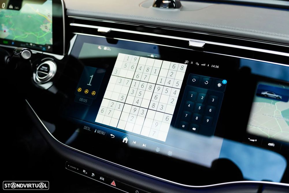 Mercedes-Benz E 300 e AMG Line - 17