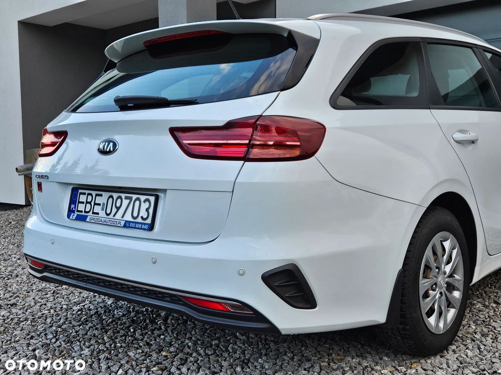 Kia Ceed - 21