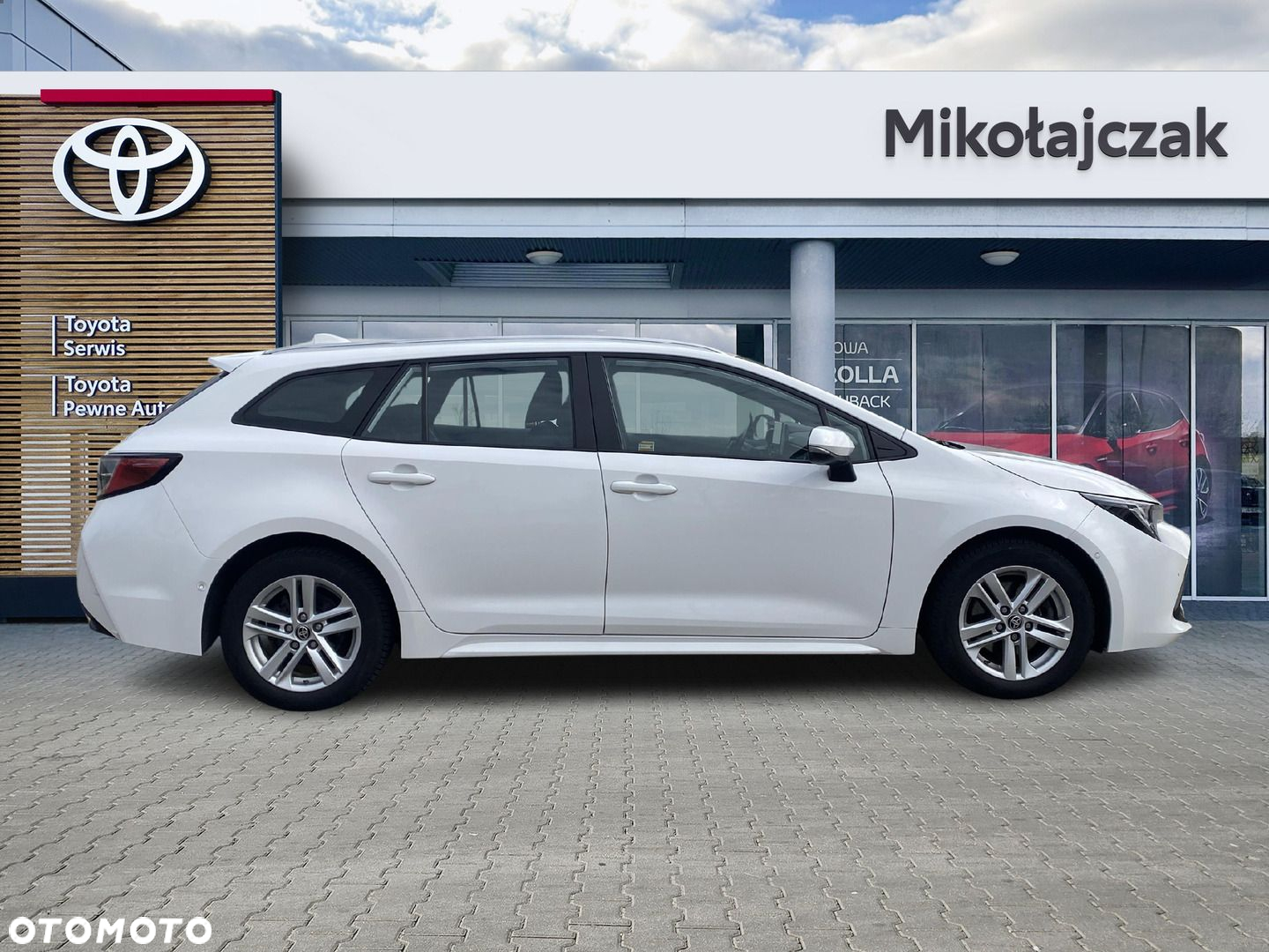 Toyota Corolla - 10