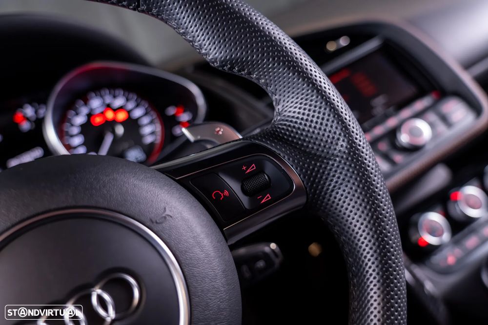 Audi R8 Coupé 5.2 FSI V10 Plus S tronic - 15
