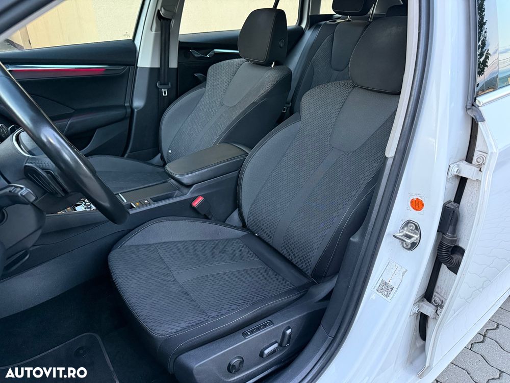 Skoda Octavia 2.0 TDI DSG Edition - 28