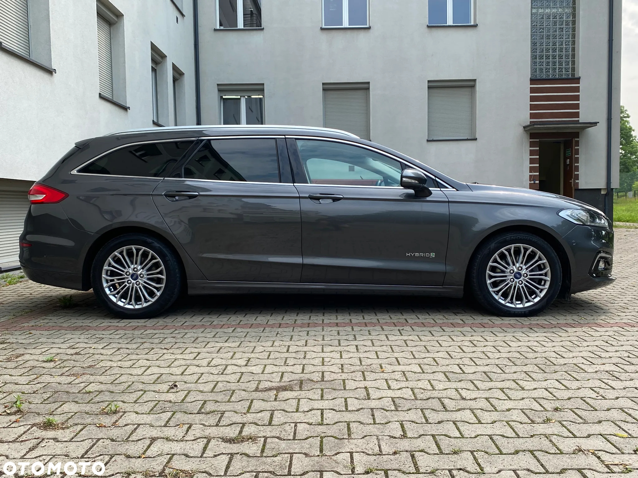 Ford Mondeo - 4