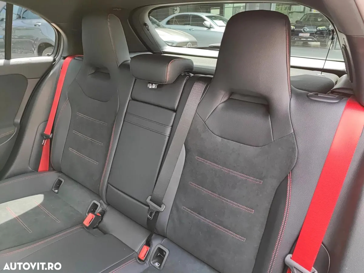 Mercedes-Benz A AMG 45 4MATIC+ Aut. - 14