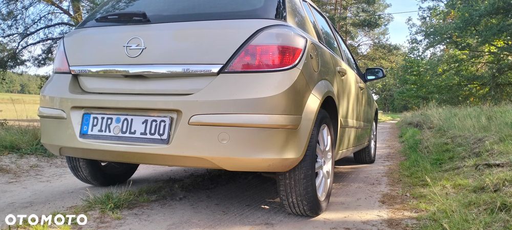 Opel Astra 1.6 16V Dream - 22