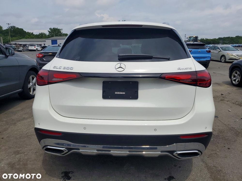 Mercedes-Benz GLC 300 4Matic 9G-TRONIC Edition AMG Line - 6