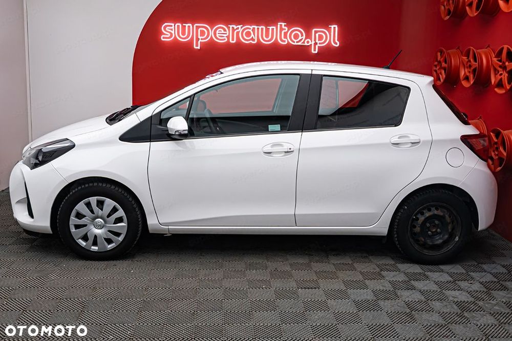Toyota Yaris Active 1.5 111KM - 6