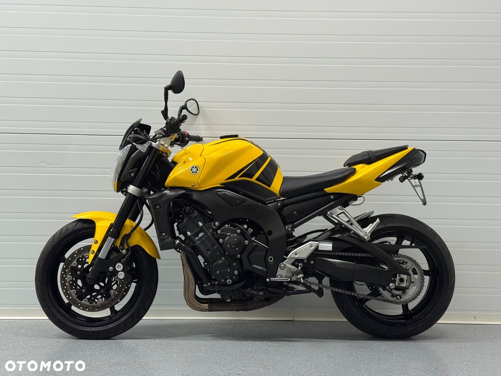 Yamaha FZ - 13
