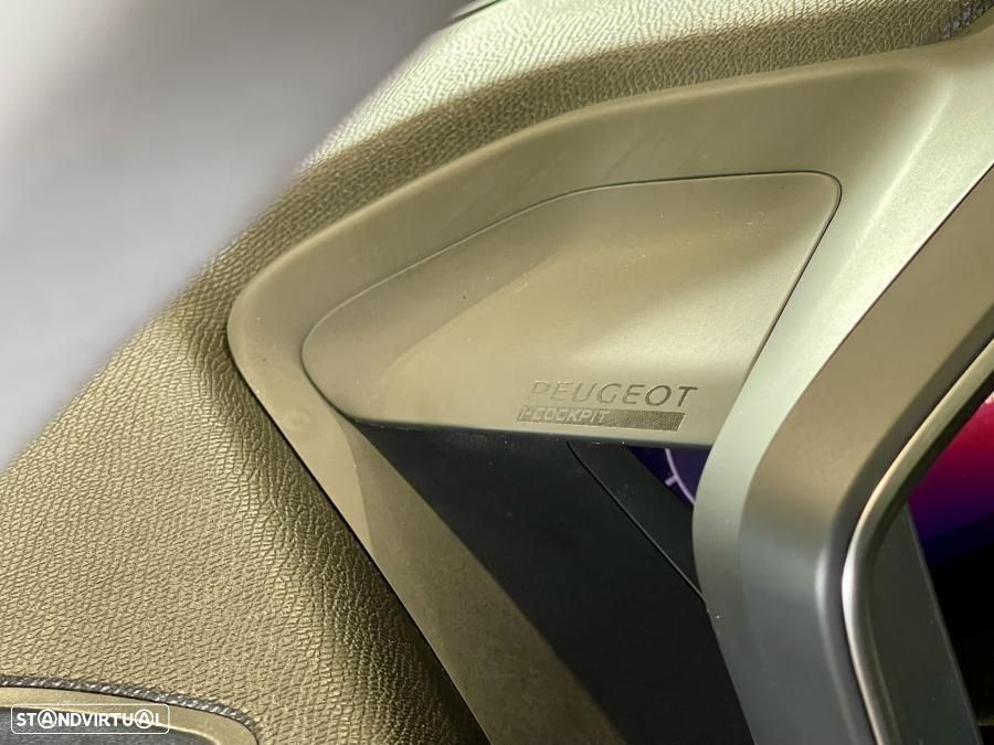 Peugeot 2008 1.2 PureTech Allure Pack EAT8 - 12