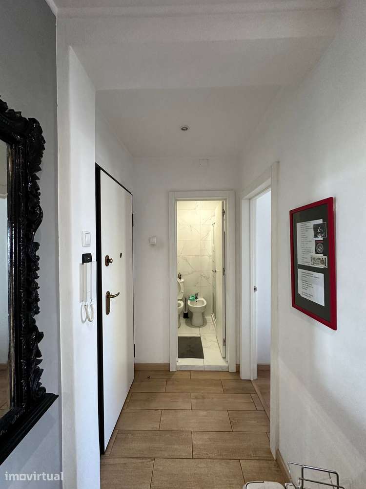 Apartamento T1 com Varanda - Grande imagem: 5/20
