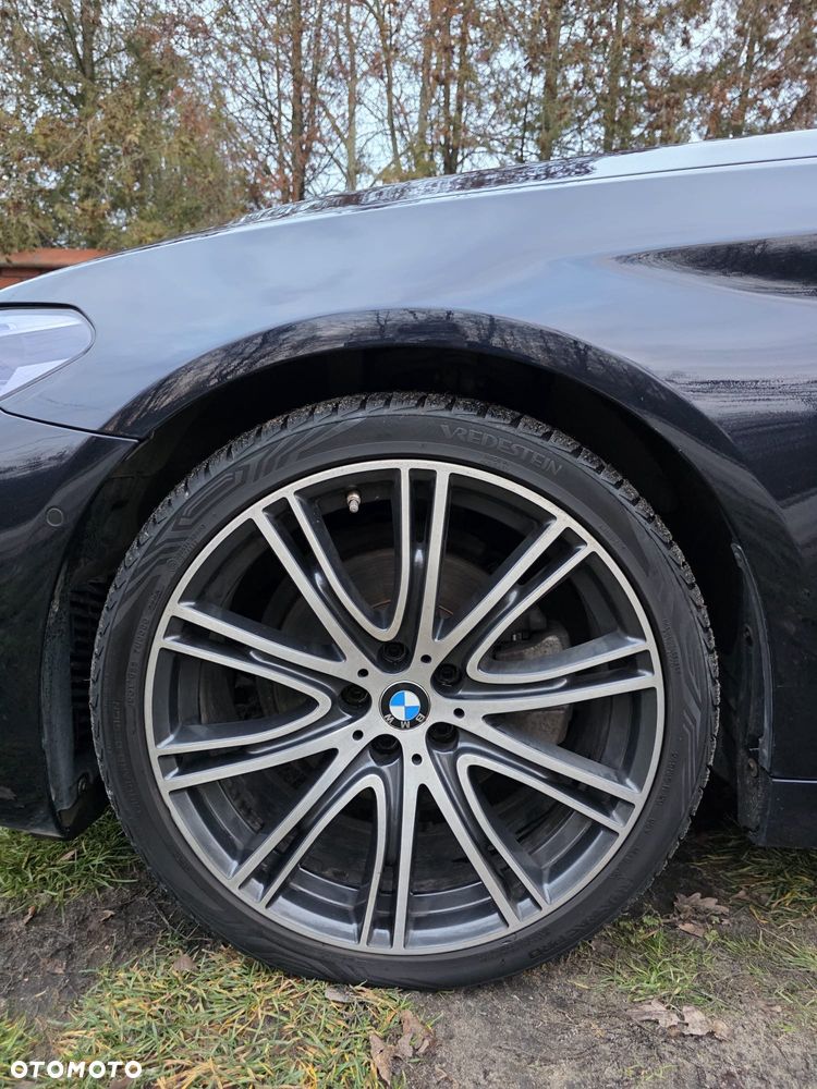 BMW Seria 5 520d M Sport Edition - 4