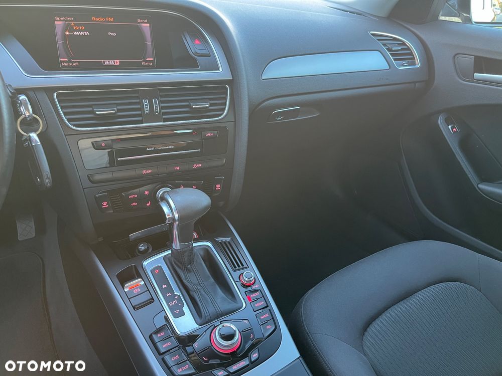 Audi A4 Avant 2.0 TDI DPF clean diesel multitronic Ambiente - 25
