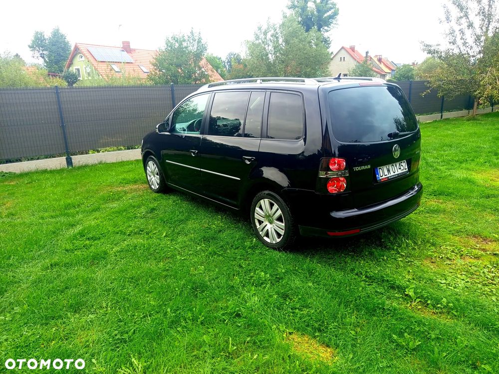 Volkswagen Touran 1.9 TDI DPF Highline - 26