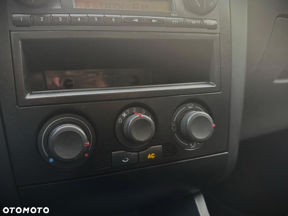 Seat Cordoba 1.4 16V Cool+ - 19