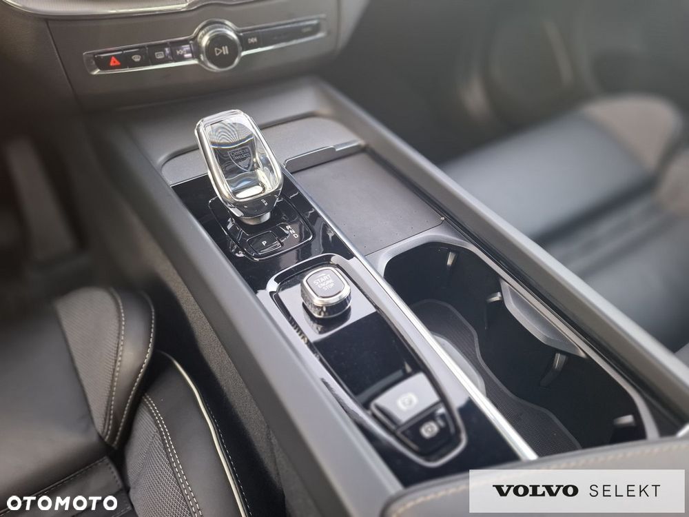 Volvo XC 60 - 28