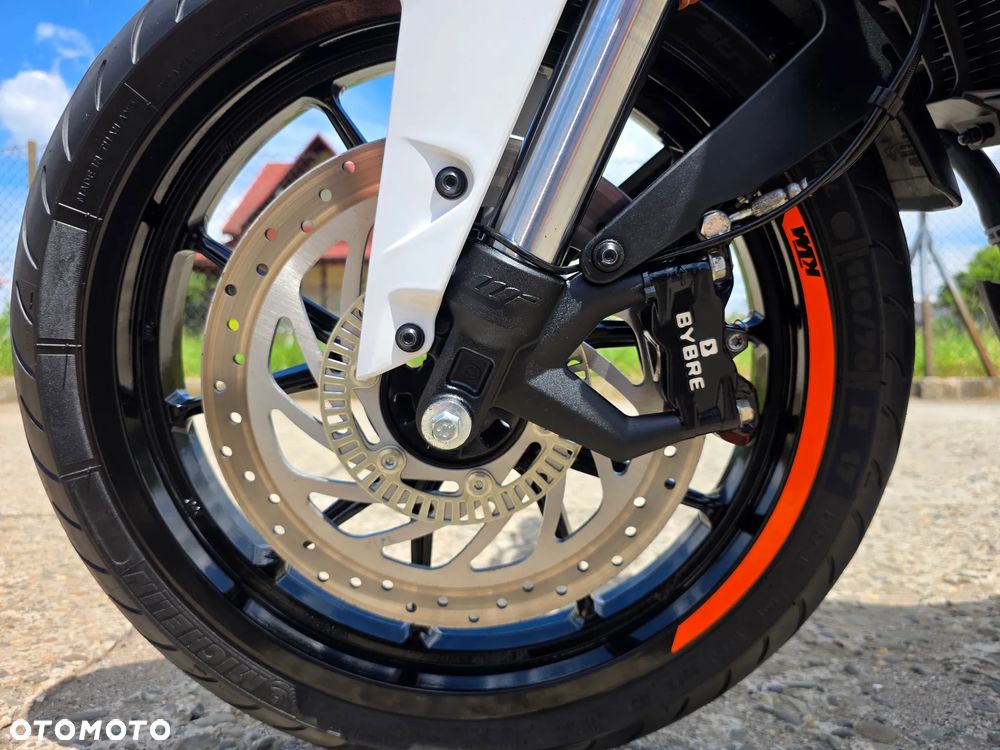 KTM Duke 125 - 15