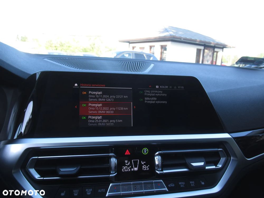 BMW Seria 3 318i Sport Line - 36