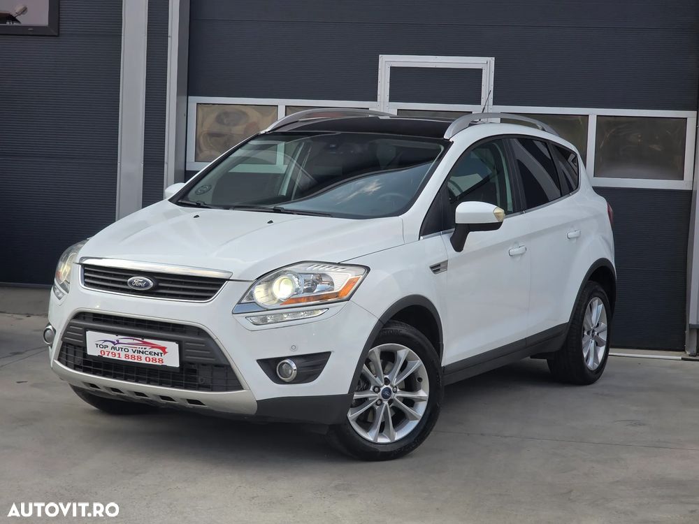 Ford Kuga 2.0 TDCi 4WD Powershift Titanium - 1