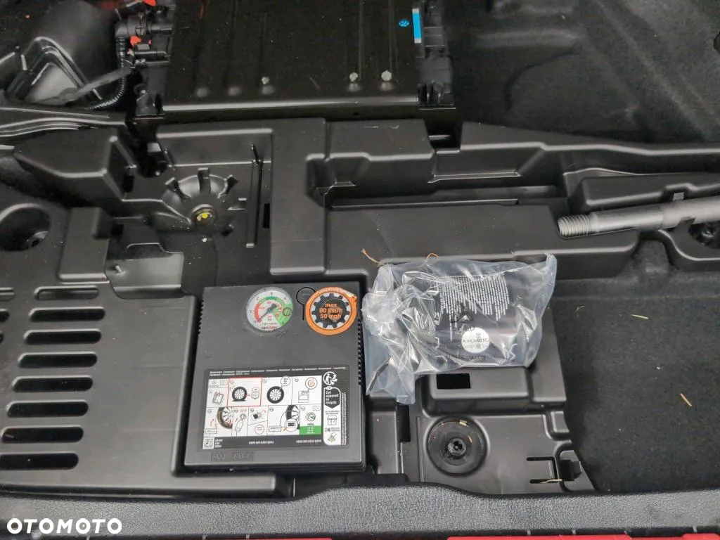 Mercedes-Benz Klasa A 180 AMG Line 7G-DCT - 5