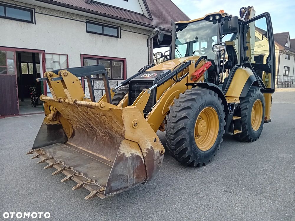 Caterpillar 444 - 1