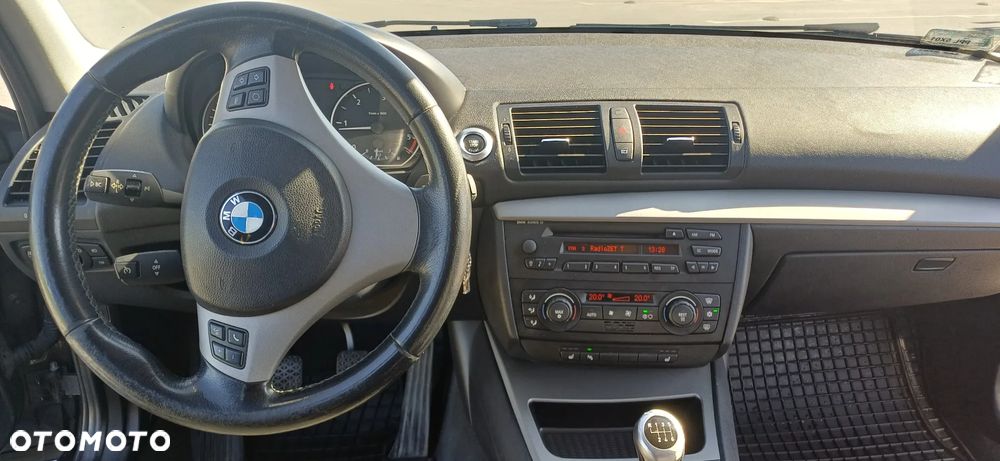 BMW Seria 1 118d - 13