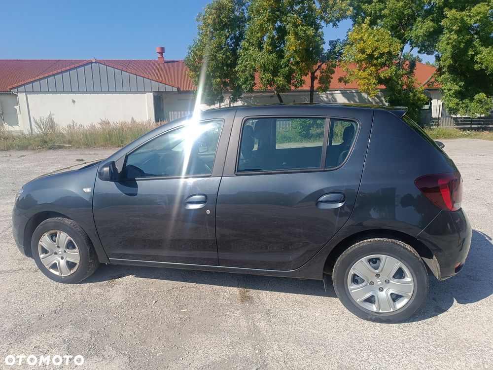 Dacia Sandero - 4