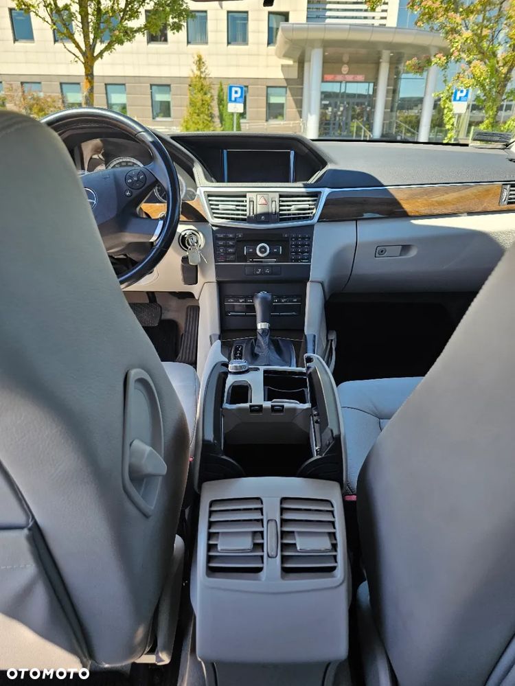Mercedes-Benz Klasa E 220 CDI BlueEff Elegance - 18
