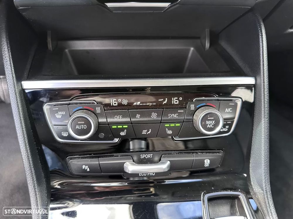 BMW 218 Active Tourer d Line Sport - 43